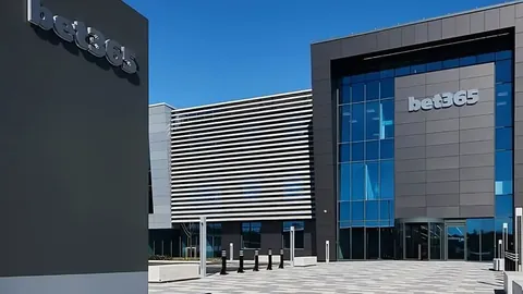 国安连场射门无力，控球受阻，塞巴遭弃用，塞蒂恩三中卫布局遭热议